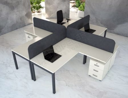 Uzun tasarımlı açık ofis çalışma masası.